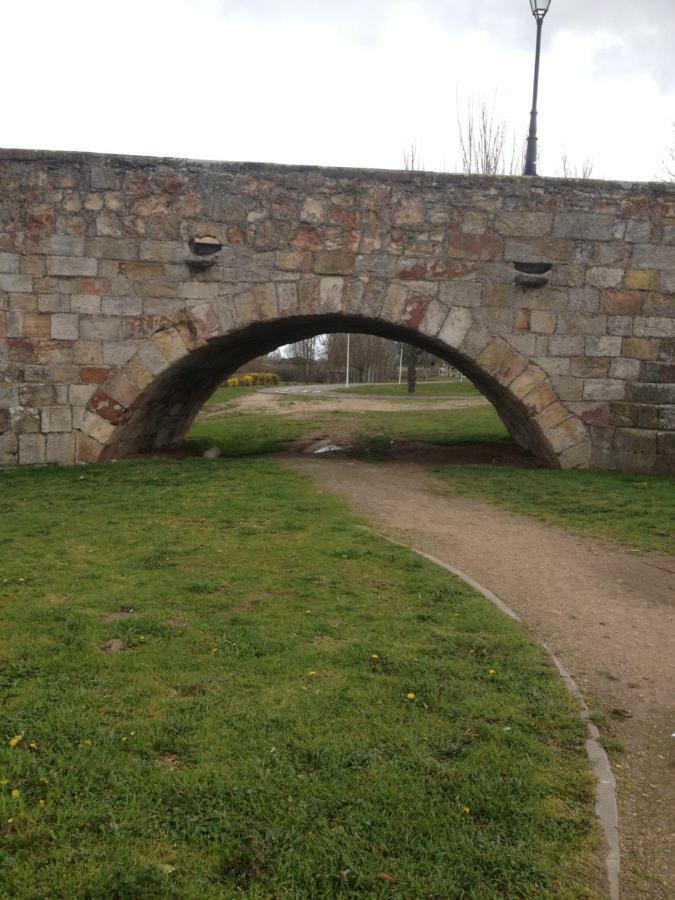 סלאמנקה Apartamento Turisticos Puente Romano P3 2-A מראה חיצוני תמונה